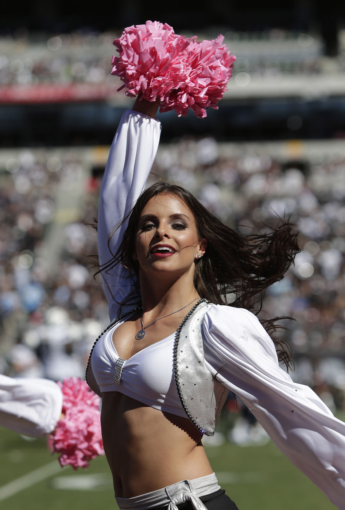 Chargers Raiders Football